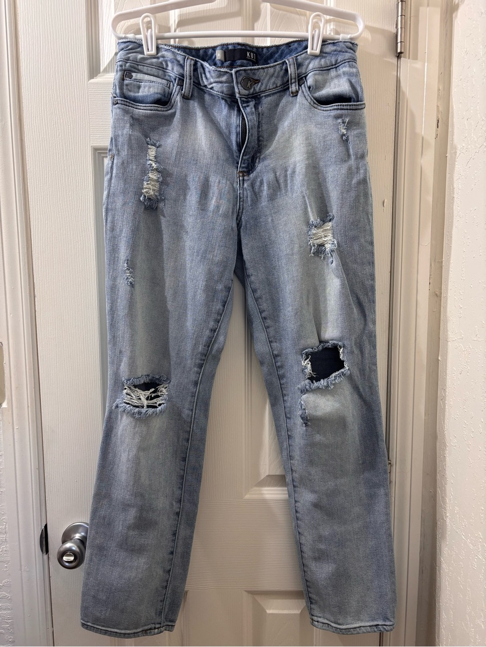 Kut from the Kloth Light Blue Distressed Boyfriend Jeans